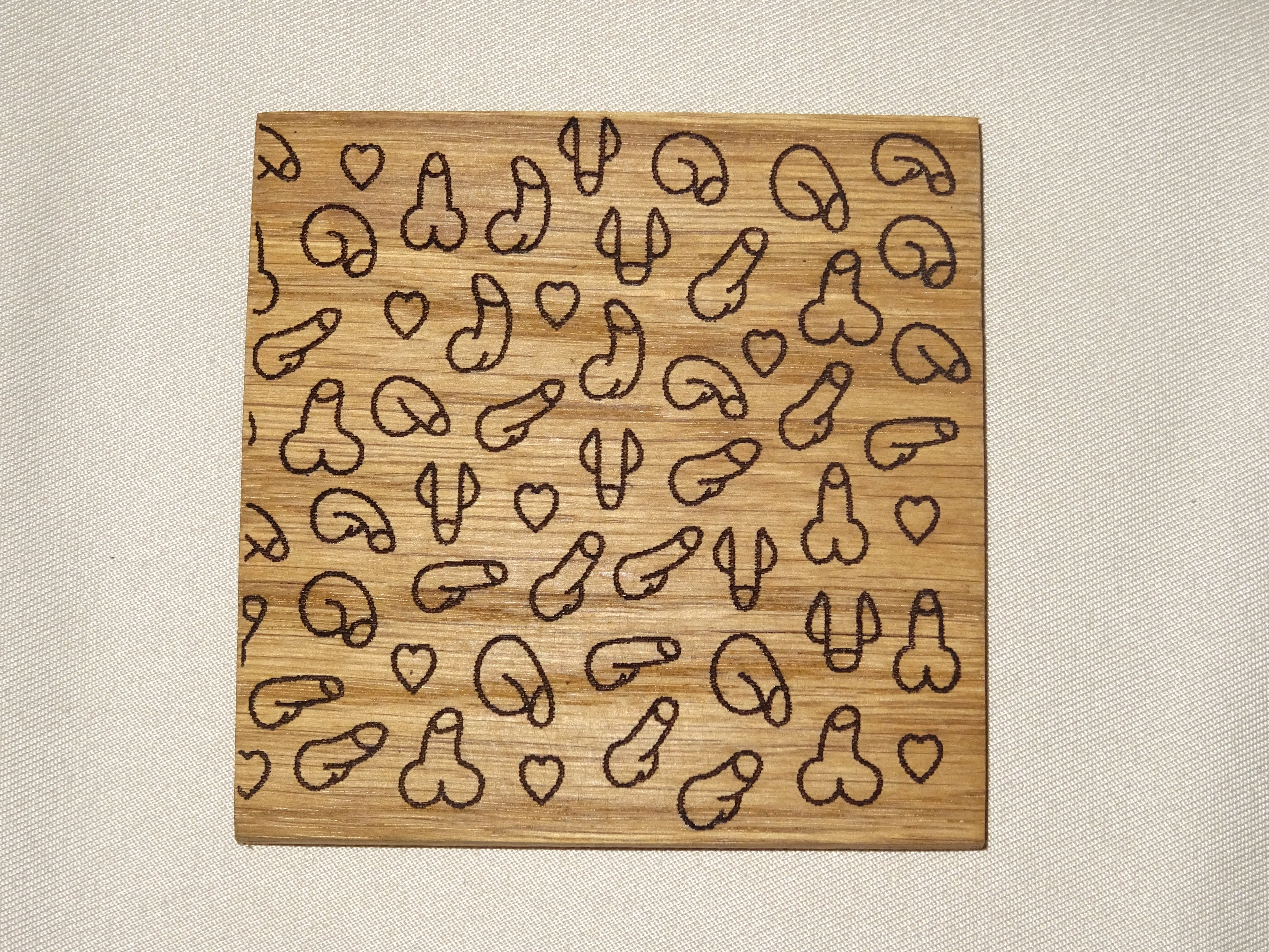 Naughty onderzetter.